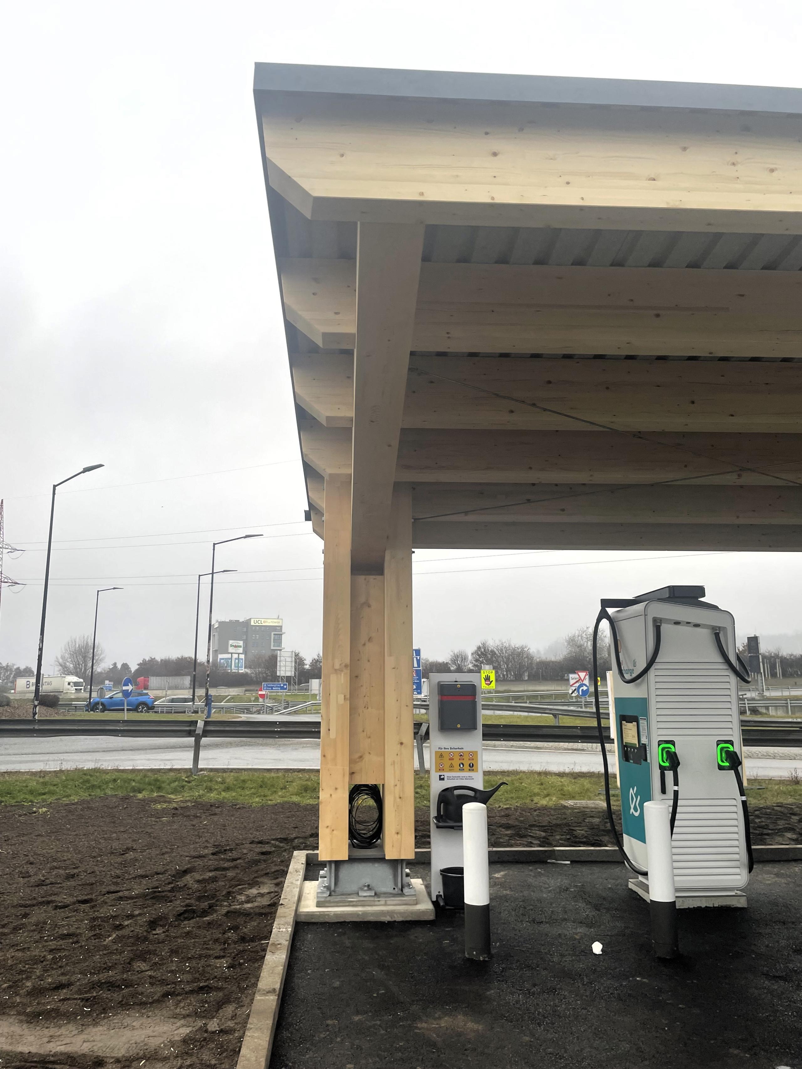 11-12-2024_04_Shell-Canopy_Seiersberg
