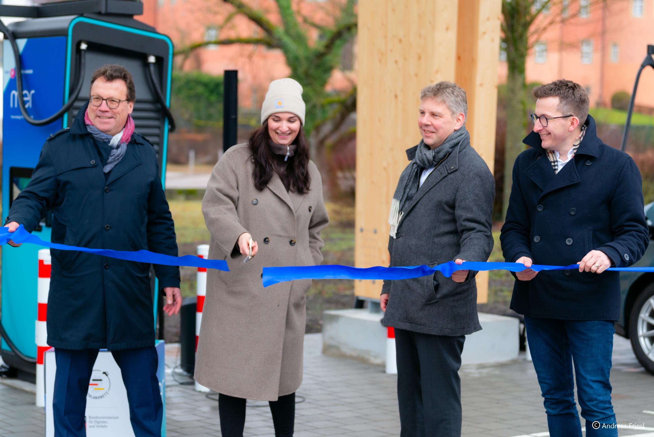 HNT REF Mer Ladepark Künzelsau DE 20250226 Eröffnung 001 © HASSLACHER Gruppe